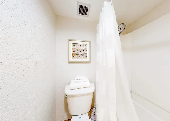 Century I Apartment