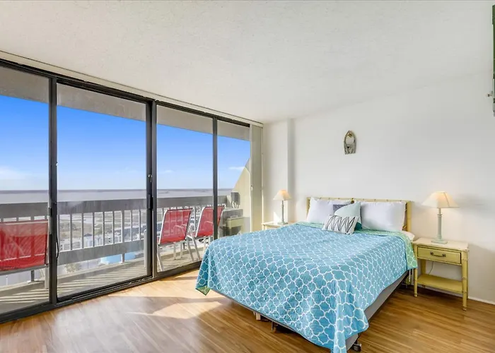 Century I Apartment *
