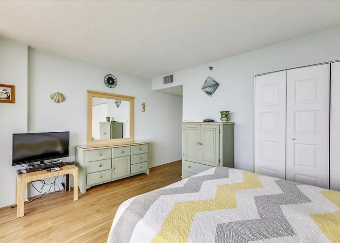 Apartment Century I *